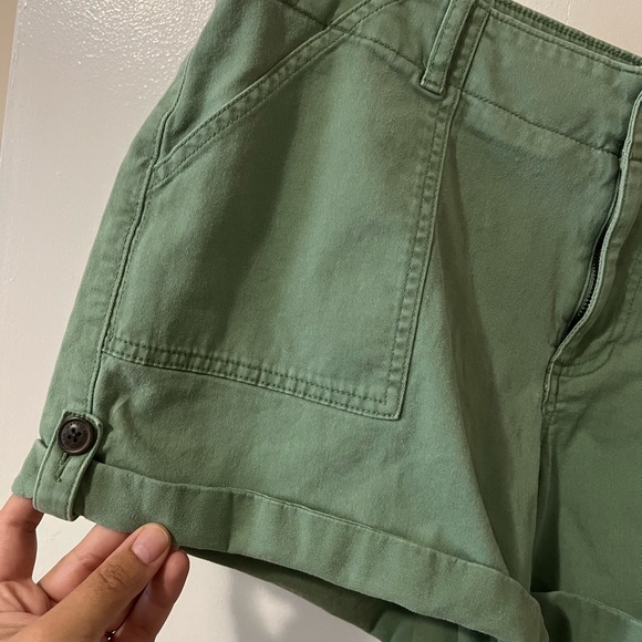 Magellan Woman’s Shorts (size:14) - Picture 5 of 9